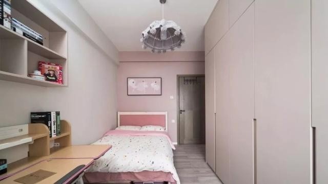 113现代三房装修效果图,113平简约风三居室装修案例效果图-美广网(图4) 113现代三房装修效果图,113平简约风三居室装修案例效果图-美广网(图4)