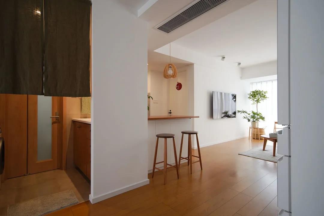 70北欧两房装修效果图,70㎡自然原木风装修案例效果图-美广网(图4) 70北欧两房装修效果图,70㎡自然原木风装修案例效果图-美广网(图4)