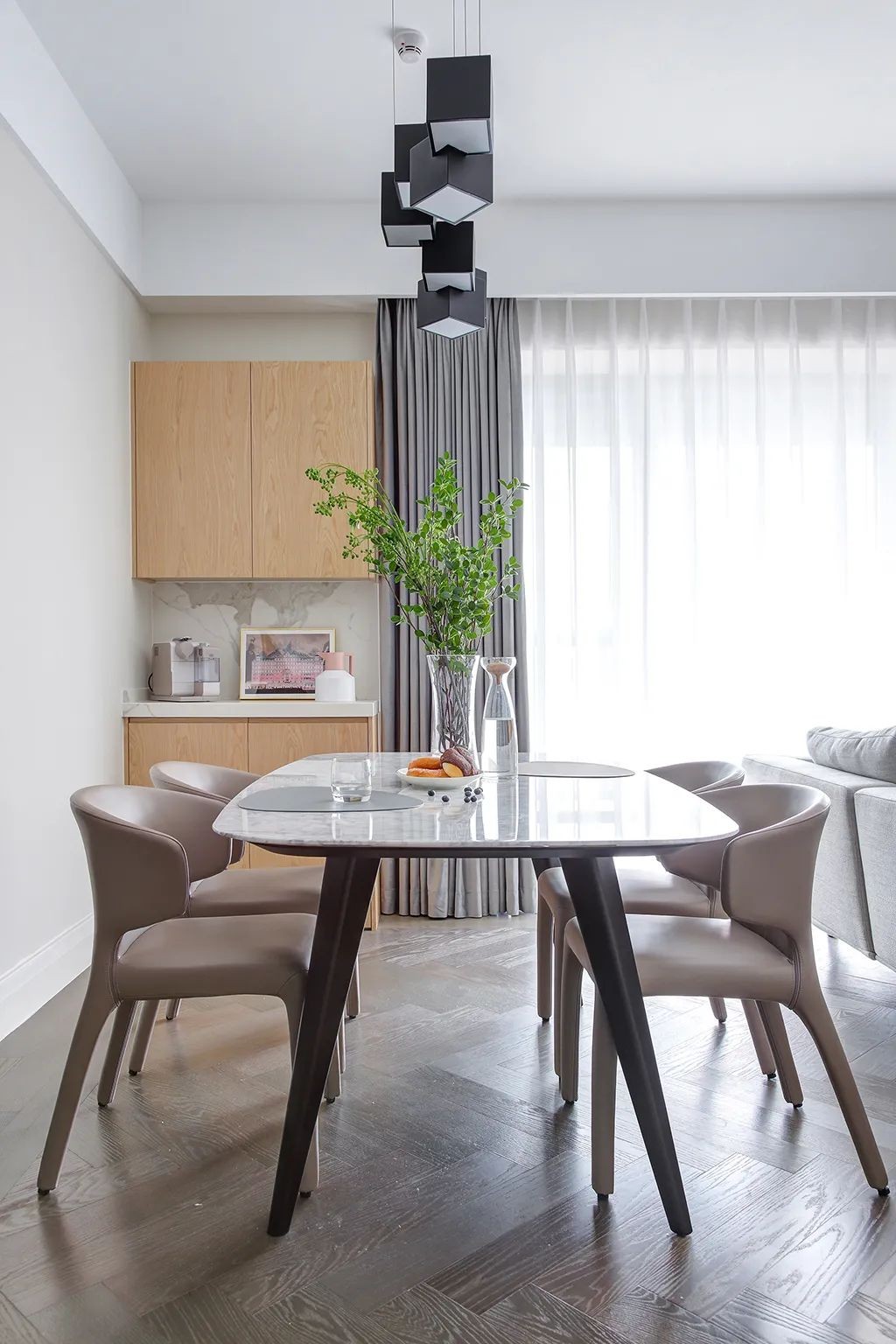 148现代四房装修效果图,改造装出简约温馨的舒适感装修案例效果图-美广网(图16)