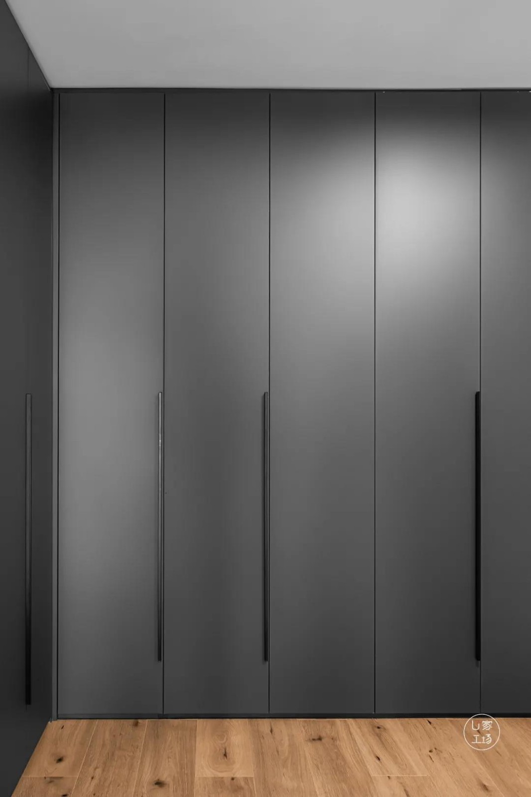 40现代Loft装修效果图,华宇广场loft-现代风装修案例效果图-美广网(图12) 40现代Loft装修效果图,华宇广场loft-现代风装修案例效果图-美广网(图12)